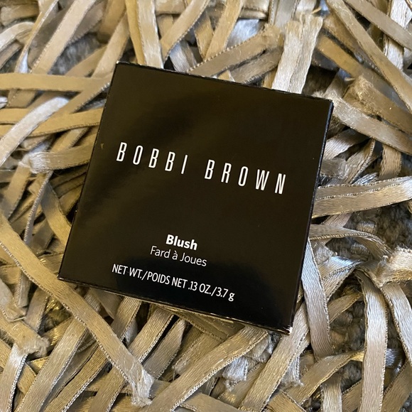 brown blush - Picture 3 of 6